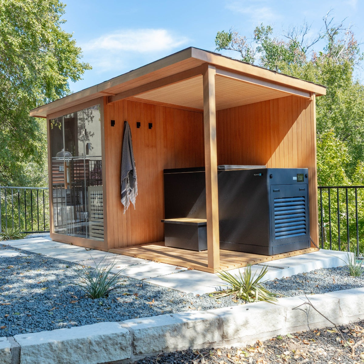 Revive - 4 Person Traditional Sauna